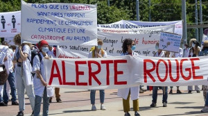 Ελβετία: Γιατροί απευθύνουν κάλεσμα για μια παγκόσμια δράση κατά των κινδυνών που συνδέονται με το κλίμα