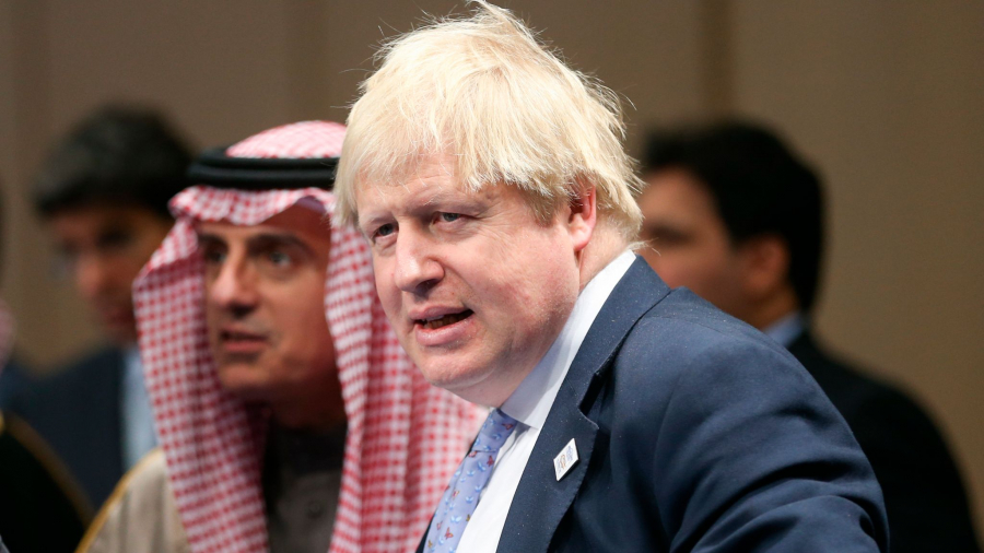 Τζόνσον: Η Σαουδική Αραβία κατανοεί την ανάγκη σταθεροποίησης της αγοράς πετρελαίου