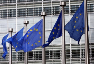 Η Ευρωπαϊκή Επιτροπή κινητοποιεί 123 εκατ. ευρώ για την καταπολέμηση των μεταλλάξεων του κορονοϊού