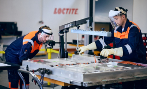 Henkel: Νέο καινοτόμο χαρτοφυλάκιο λύσεων επισκευής για τον κλάδο της ηλεκτροκίνησης