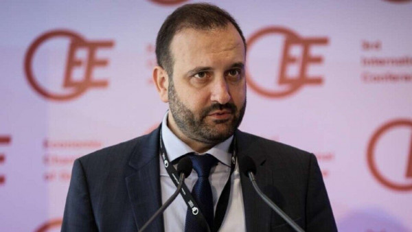 Κόλλιας: Να εισαχθεί μάθημα Οικονομικών στη Β' τάξη του Γενικού Λυκείου