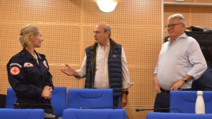 Χατζηδάκης και επίτροπος Σμιτ στη Θεσσαλία: Άμεση και στοχευμένη βοήθεια στους πληγέντες