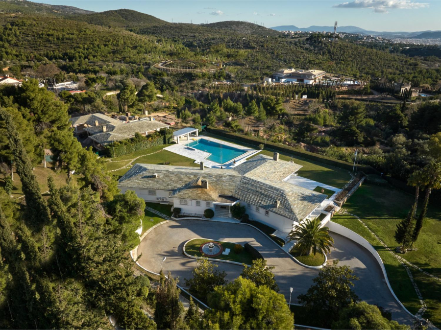 Luxury Outlook 2024: Σε πλεονεκτική θέση και το 2024 η Ελλάδα στην παγκόσμια αγορά πολυτελών ακινήτων