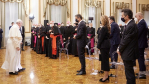 Συνάντηση Μητσοτάκη με τον Πάπα Φραγκίσκο