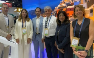 Συνάντηση Γ.Γ. ΕΟΤ, A. Φιορεντίνου, και της Προέδρου του ΕΟΤ, Ά, Γκερέκου, με τον εκπρόσωπο της FlyDubai Mr Jeyhun Efendi, Senior Vice President Commercial Operations FlyDubai και τα στελέχη της Fraport Greece Κατερίνα Πολλάτου και Χάρη Φίλο