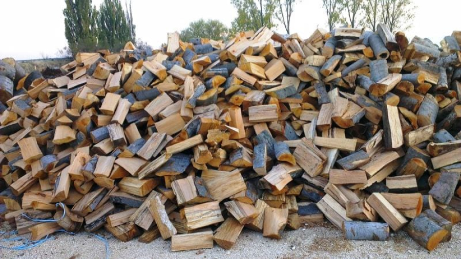 Θεσσαλονίκη: "Καπνός" έγιναν 20 τόνοι καυσόξυλων