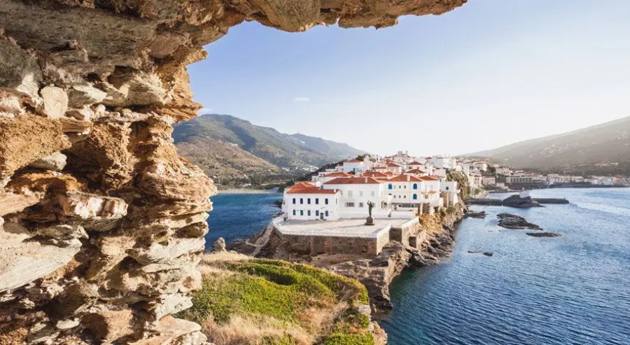 Η Άνδρος στην κορυφή των προτάσεων για αυθεντικές αποδράσεις στην Ελλάδα σε Γάλλους ταξιδιώτες