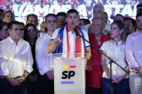 Ο Σαντιάγο Πένια νέος πρόεδρος της Παραγουάης