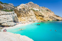 Η Daily Telegraph παρουσιάζει τους 10 «τελευταίους ανέγγιχτους παραδείσους» της Ελλάδας