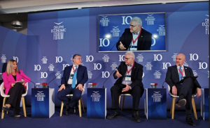 Δυναμική η παρουσία της ΕΕΑΑ στο 10ο Οικονομικό Φόρουμ των Δελφών