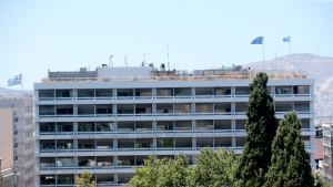 Αντιπαράθεση ΥΠΕΘΟ-ΠΑΣΟΚ για το ιδιωτικό χρέος: Εμείς με εφαρμόσιμες λύσεις, η αντιπολίτευση με συνθήματα