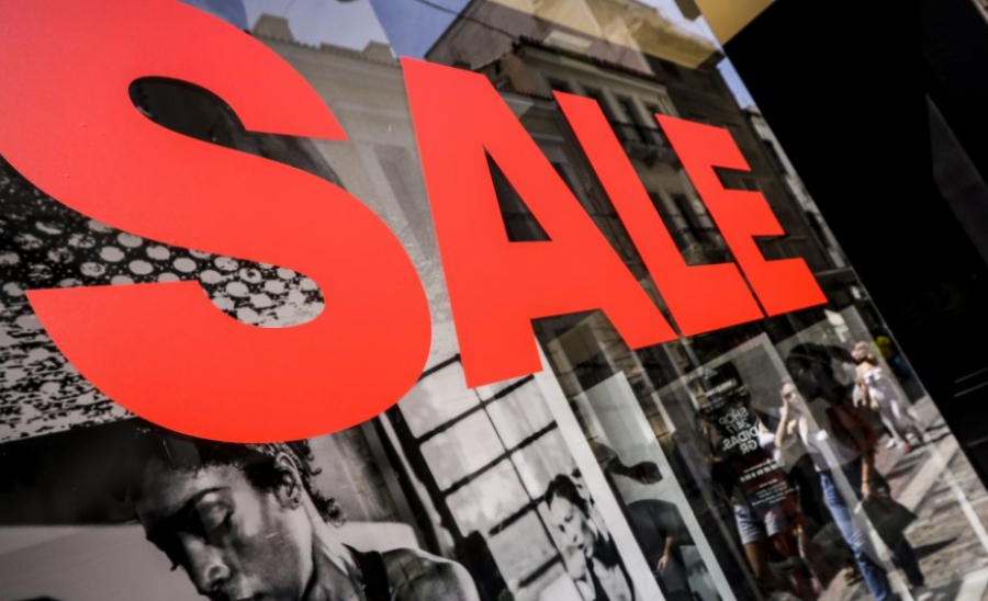 Ανοικτά την Κυριακή (16/1) τα καταστήματα στο πλαίσιο των χειμερινών εκπτώσεων