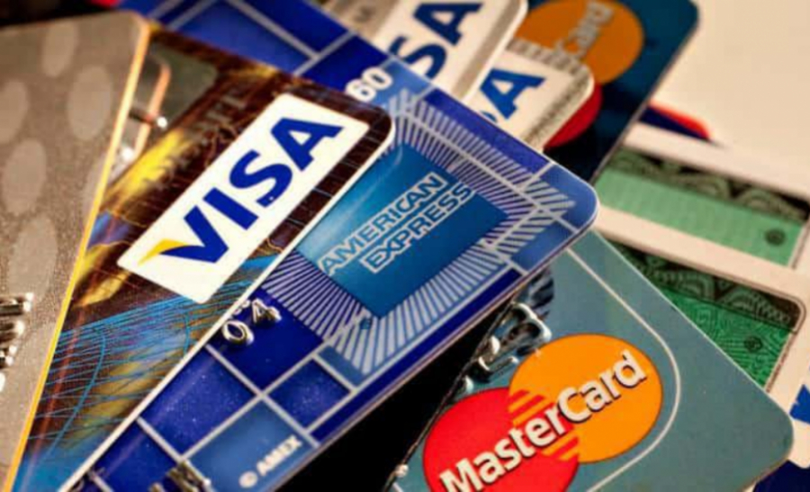 Ευρωζώνη: Στα 1,87 δισ. ευρώ οι απάτες μέσω πλαστικού χρήματος το 2019