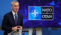 ΝΑΤΟ - Στόλτενμπεργκ: «Η Ελλάδα πολύτιμος κόμβος σταθερότητας στη νοτιοανατολική πτέρυγα του ΝΑΤΟ»