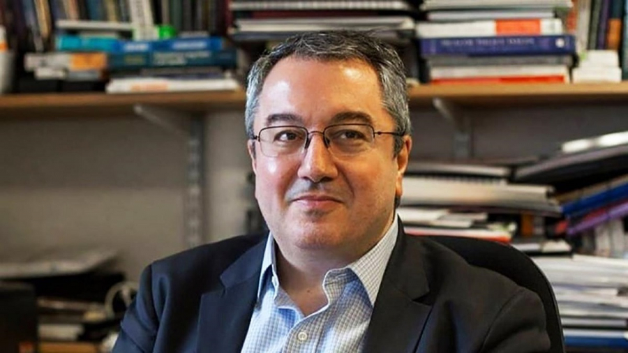 Μόσιαλος: O λόγος για τον οποίο πρέπει να εμβολιαστούμε