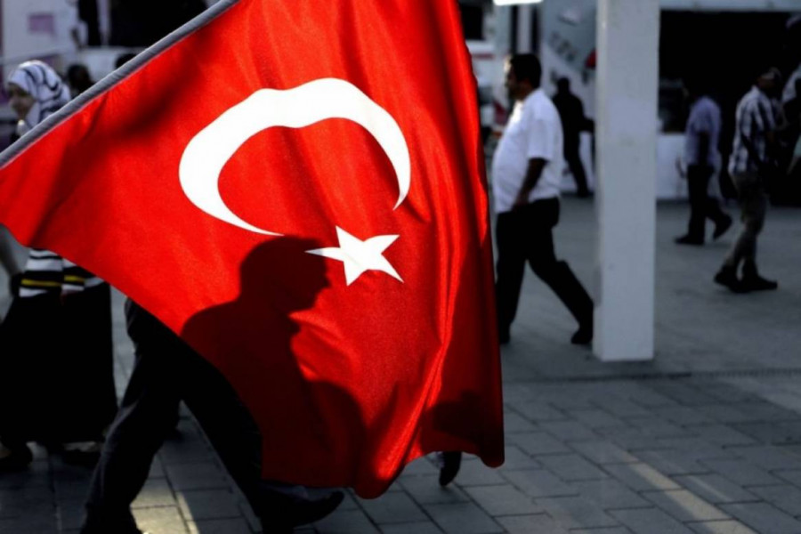 Fitch: Οι χρεωμένες τουρκικές εταιρείες έχουν πρόβλημα λόγω αδύναμης πολιτικής και Fed