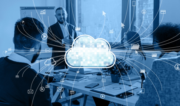 Salesforce: Πώς η Agentic AI διαμορφώνει τη νέα ψηφιακή εποχή της εργασίας και των επιχειρήσεων