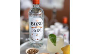 Η ΑΜΒΥΞ παρουσίασε το νέο Bond London Dry Gin