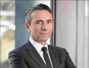Ο Group Chief Corporate Affairs Officer της Philip Morris International, Χρήστος Χαρπαντίδης.