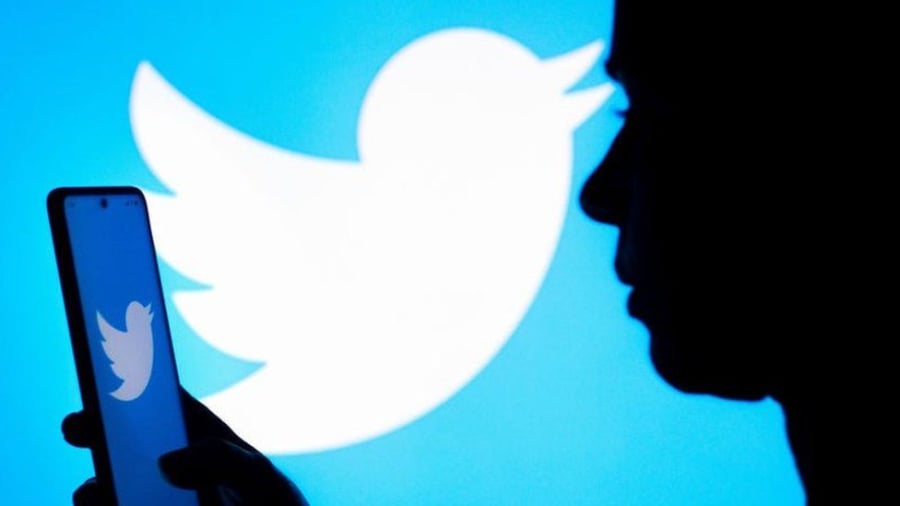 Twitter: Παραιτήθηκε ο επικεφαλής στην Γαλλία