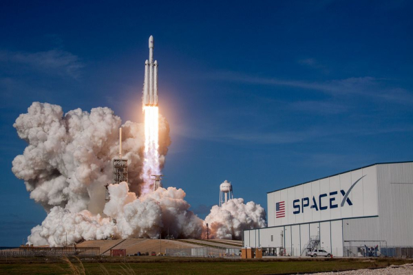 Spacex: Σήμερα η εκτόξευση του στρατιωτικού διαστημόπλοιου X-37B