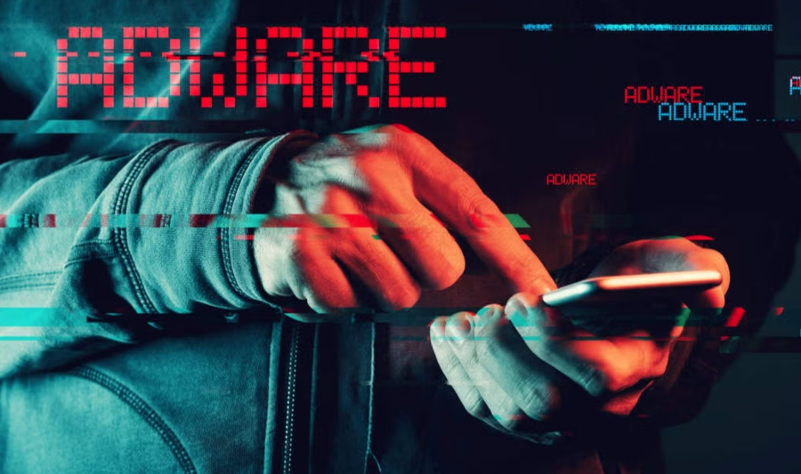 Τι είναι το Adware - Η απειλή που εκτοξεύτηκε κατά 160% στα κινητά το 2025