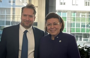 Συνάντηση εργασίας της Λ. Μενδώνη με τον υφυπουργό Εξωτερικών των ΗΠΑ, Darren Beattie