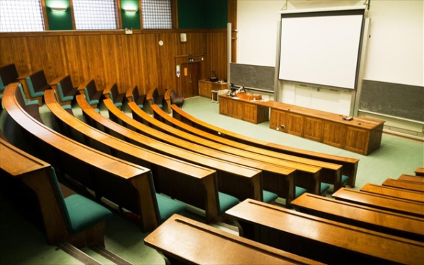 Χορήγηση Υποτροφιών για Δωρεάν φοίτηση 35 ατόμων ευπαθών ομάδων στο Ελληνικό Ανοικτό Πανεπιστήμιο