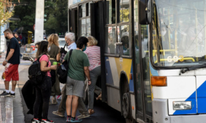 Σε ρυθμούς προ πανδημίας η επιβατική κίνηση στις αστικές συγκοινωνίες της Αθήνας