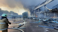 Ουκρανία: Τουλάχιστον 10 νεκροί και 40 τραυματίες από ρωσική επίθεση σε εμπορικό κέντρο