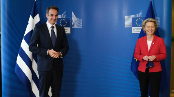 Συνάντηση Μητσοτάκη αύριο με φον ντερ Λάιεν στο Στρασβούργο