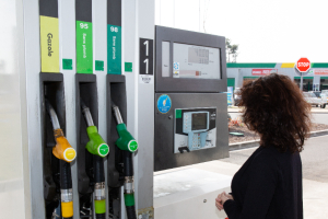 Γαλλία: Περί το 10% των πρατηρίων βενζίνης στο Παρίσι δεν εφοδιάζονται με επαρκείς ποσότητες καυσίμου