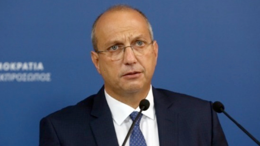 Οικονόμου: Αύξηση και διεύρυνση του επιδόματος θέρμανσης – Στο τραπέζι φθηνές μετακινήσεις (vid)