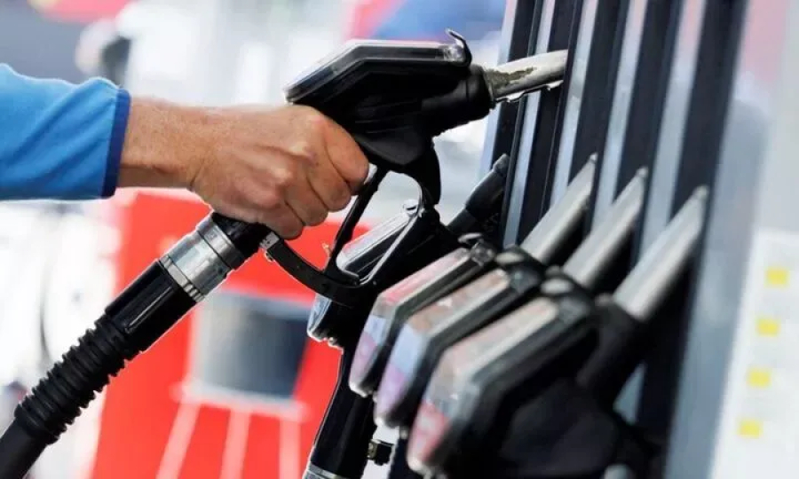 ΗΠΑ: Η τιμή ντίζελ στα 5,85 δολάρια το γαλόνι, σε ιστορικό υψηλό