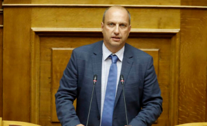 Οικονόμου: Όχι στην υποχρεωτικότητα των εμβολιασμών