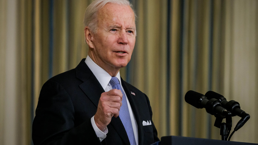 Ο Μπάιντεν δηλώνει έτοιμος να υπερασπιστεί το "θεμελιώδες" δικαίωμα των γυναικών στην άμβλωση