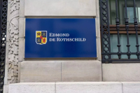 Γαλλία: Έρευνα στην τράπεζα Edmond de Rothschild στο πλαίσιο της υπόθεσης Επστάιν