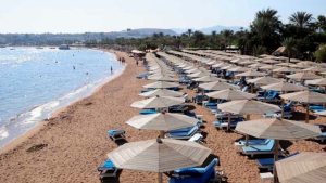 Ελεγχοι σε παραλίες: Παρανομούσαν 8 στις 10 επιχειρήσεις που ελέγχθηκαν στην Αν. Αττική - 22 συλλήψεις σε Μύκονο, Πάρο, Ρόδο