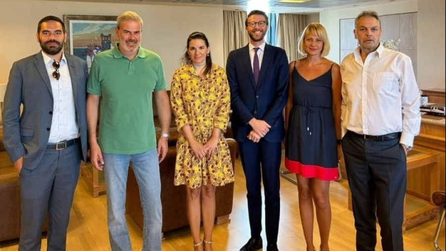 Την προβολή της Ελλάδας μέσω του Netflix εξετάζουν το Υπουργείο Τουρισμού και ο ΕΟΤ