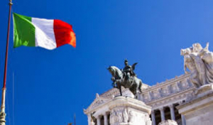 Ιταλία: Λυκειάρχες ζητούν να αναβληθεί η επιστροφή των μαθητών στα θρανία, λόγω αύξησης κρουσμάτων