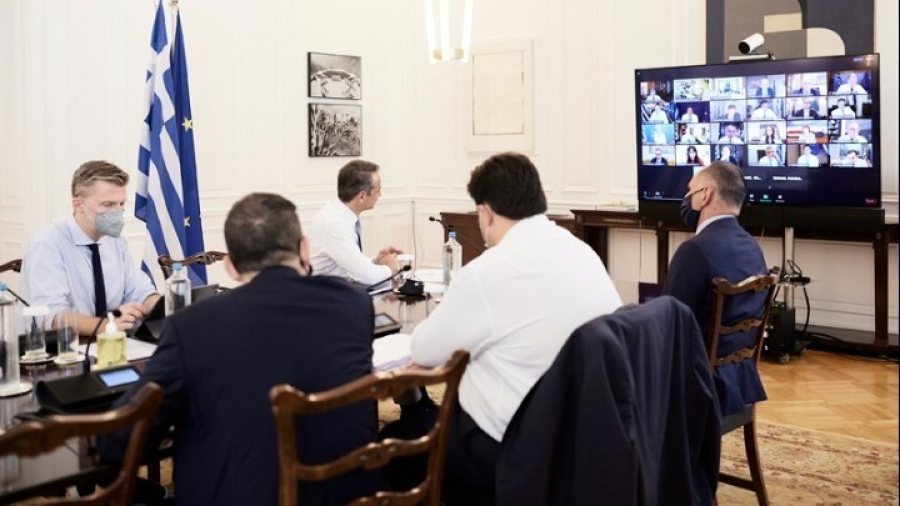 Υπουργικό συμβούλιο με νομοσχέδιο για ΓΕΜΗ και κατώτατο μισθό