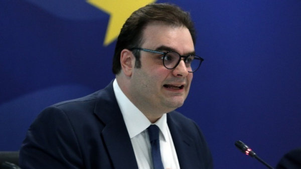 Κυρ. Πιερρακάκης στη Wall Street Journal: Προτεραιότητά μας η προσέλκυση ιδιωτικών επενδύσεων