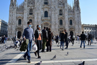 Ιταλία: Τα αντισώματα που εξουδετερώνουν την Covid παραμένουν στο αίμα επί τουλάχιστον οκτώ μήνες