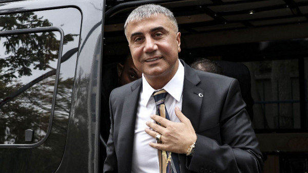 Τουρκία: Ένταλμα σύλληψης για τον αρχινονό Σεντάτ Πεκέρ που ζει στο εξωτερικό