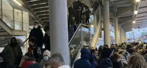 Η ταλαιπωρία συνεχίζεται για τους εγκλωβισμένους της Αττικής Οδού