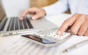 «Καλπάζουν» τα καταναλωτικά δάνεια - Επτά στα δέκα εκταμιεύονται πλέον ψηφιακά