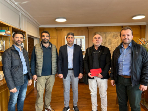 Αυγενάκης: Το ποιοτικό μέλι διεθνώς είναι ταυτισμένο με το ελληνικό