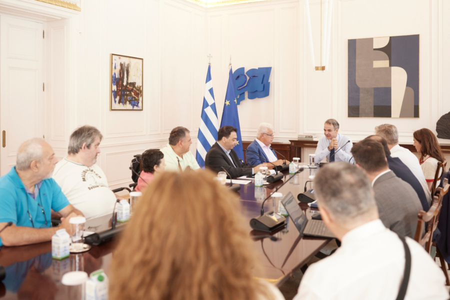 Κ. Μητσοτάκης: Στο επίκεντρο η επέκταση του «Προσωπικού Βοηθού» και η στήριξη των ΑμεΑ