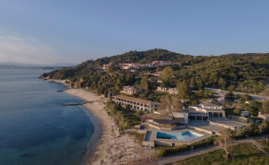 Ξενία Ουρανούπολης: Επένδυση στο ιστορικό ξενοδοχείο στην πύλη του Αγίου Όρους