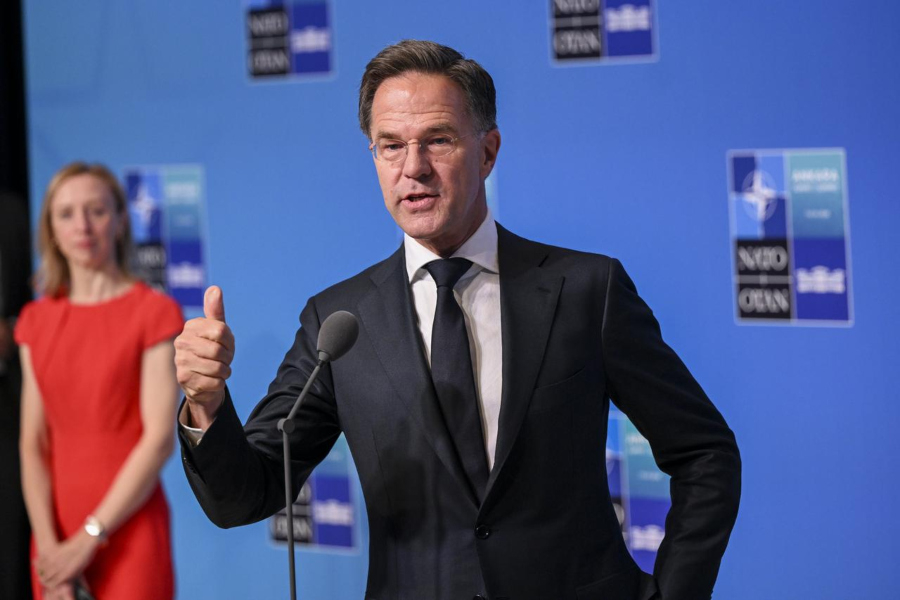 Μαρκ Ρούτε: “Το ζήτημα των S-400 αφορά αποκλειστικά ΗΠΑ και Τουρκία”